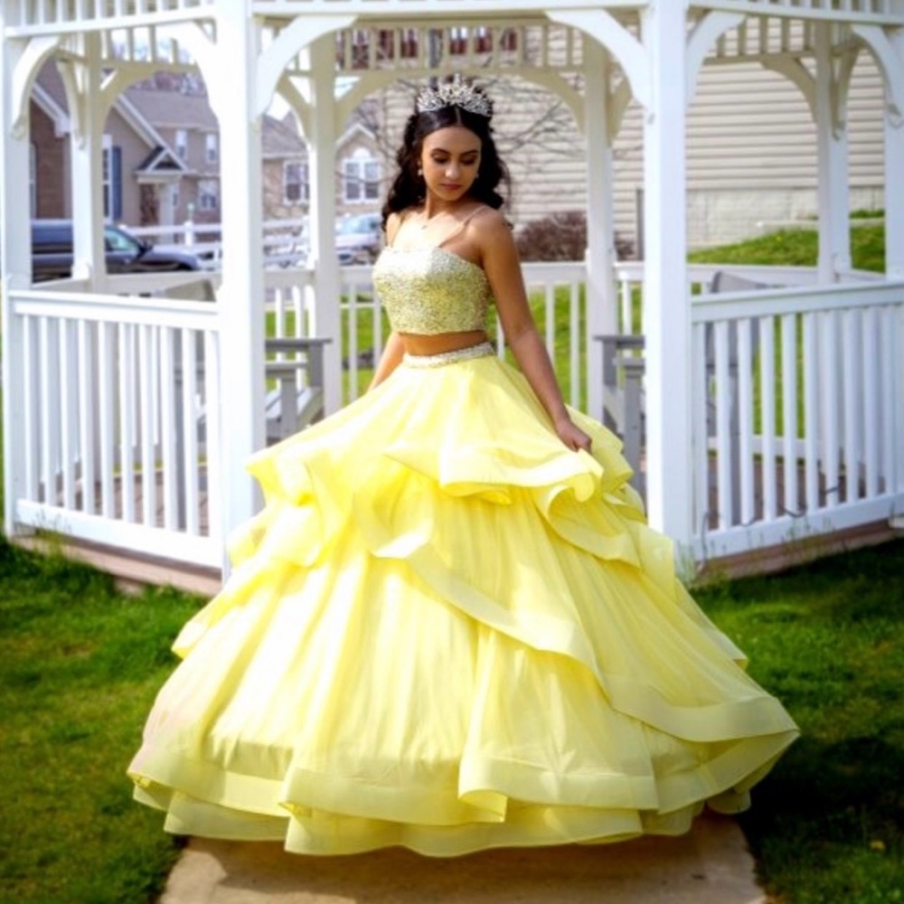 Scala Radiant Yellow 2 Piece Prom/Quinceañera Dress and Petticoat
